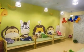 儿童推设备，游泳设备